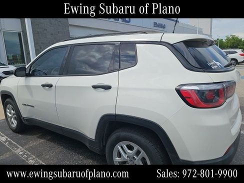 Used 2018 Jeep Compass Sport image 3