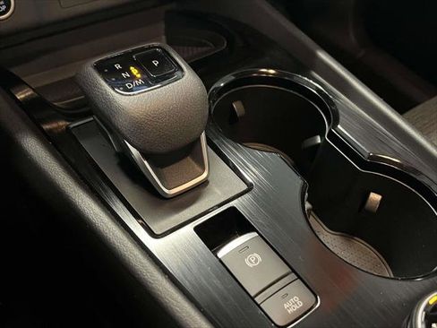 Used 2023 Nissan Rogue SV image 29