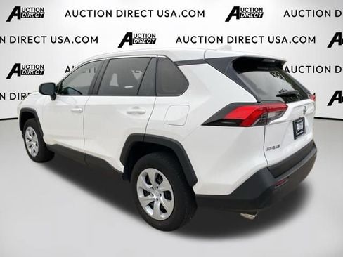 Used 2024 Toyota RAV4 LE FWD image 20
