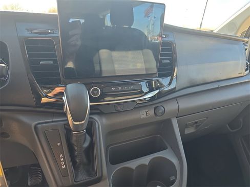 Used 2023 Ford Transit 350 XLT image 21