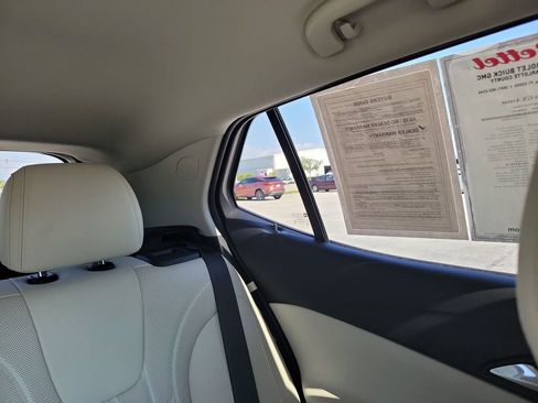 Used 2025 Buick Encore GX Avenir w/ Avenir Technology Package image 14