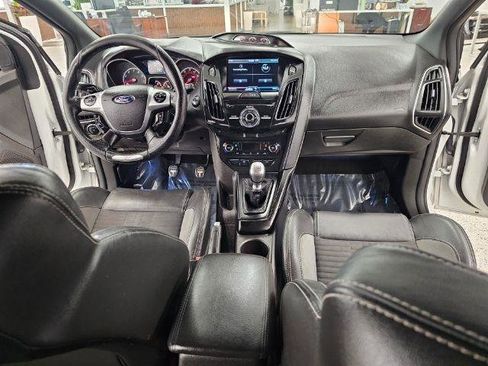 Used 2013 Ford Focus ST FWD image 9