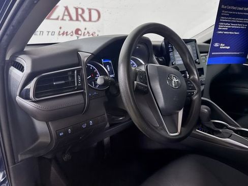 Used 2021 Toyota Camry LE image 11