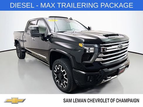 Used 2025 Chevrolet Silverado 2500 High Country w/ Technology Package AWD/4WD image 1