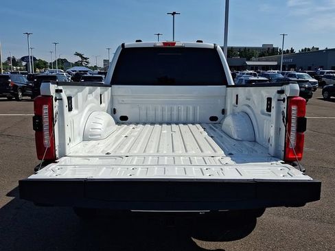 Used 2024 Ford F250 Lariat w/ Lariat Ultimate Package AWD/4WD image 28