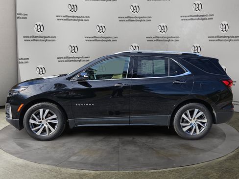 Used 2023 Chevrolet Equinox Premier image 2