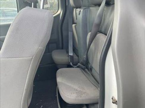 Used 2019 Nissan Frontier S image 19