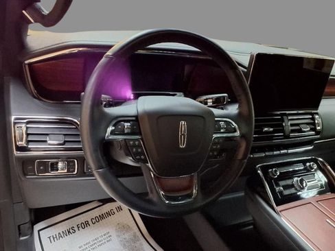 New 2023 Lincoln Navigator Reserve image 18
