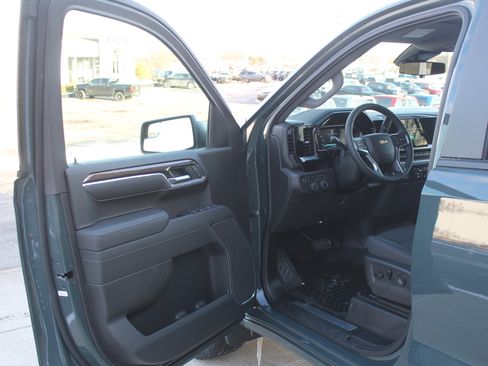 New 2026 Chevrolet Silverado 1500 LT image 8