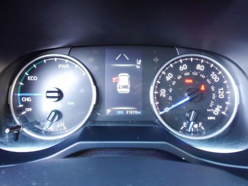 Certified 2022 Toyota RAV4 LE image 15