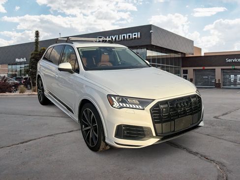 Used 2023 Audi Q7 3.0T Prestige image 7