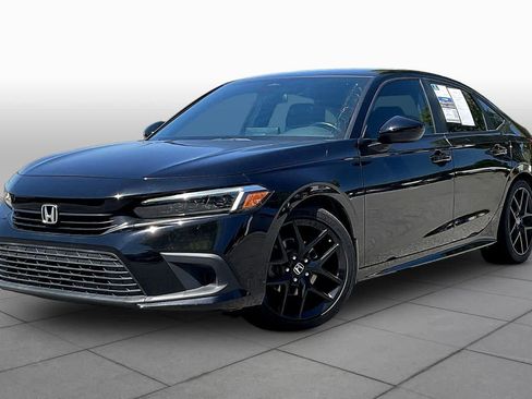 Used 2023 Honda Civic Sport image 1