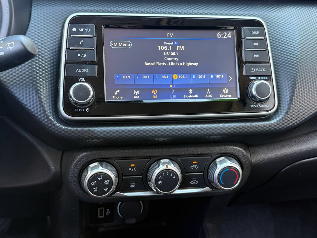 Used 2024 Nissan Kicks S FWD image 24