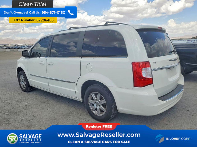Used 2012 Chrysler Town & Country Touring w/ Entertainment Group #1 FWD image 3