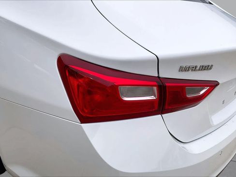 Used 2024 Chevrolet Malibu LT FWD image 28