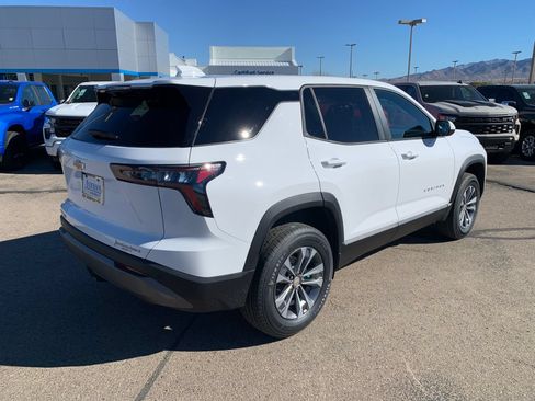 New 2026 Chevrolet Equinox LT FWD image 5
