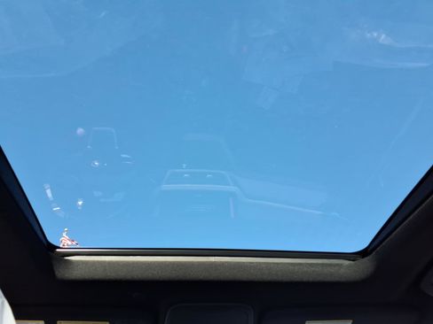 New 2026 Ford Explorer ST-Line image 8