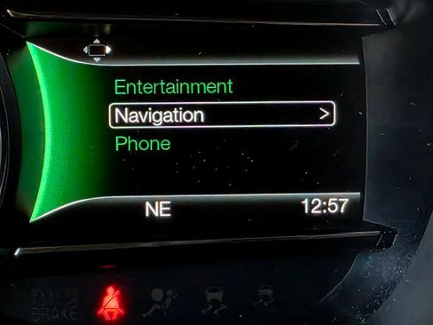 Used 2016 Ford Explorer XLT w/ Equipment Group 202A AWD/4WD image 34