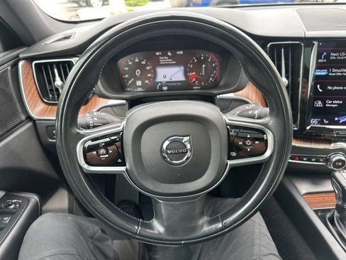 Used 2021 Volvo XC60 T5 Inscription w/ Climate Package AWD/4WD image 21
