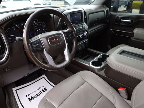 Used 2021 GMC Sierra 3500 SLT w/ SLT Convenience Package image 12