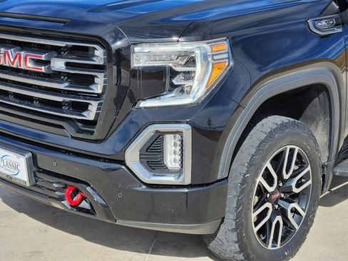 Used 2021 GMC Sierra 1500 AT4 w/ AT4 Premium Package image 9