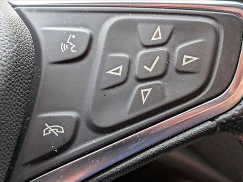 Used 2024 Chevrolet Malibu LT FWD image 12