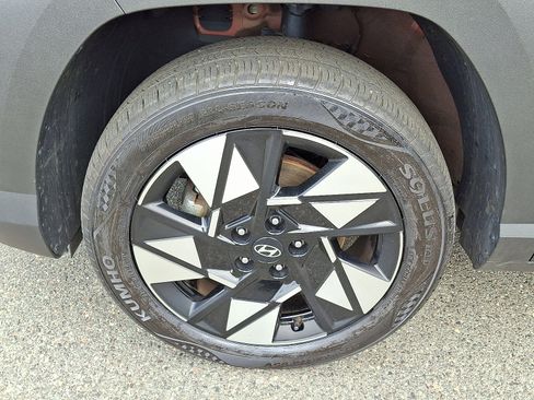 Used 2024 Hyundai Kona SEL image 8