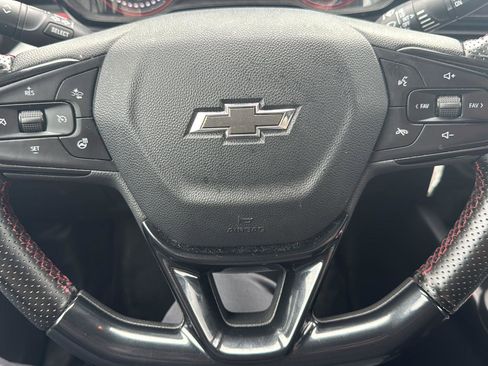 Used 2024 Chevrolet Trax RS w/ Driver Confidence Package image 14