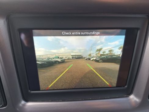 Used 2022 Dodge Challenger GT image 16