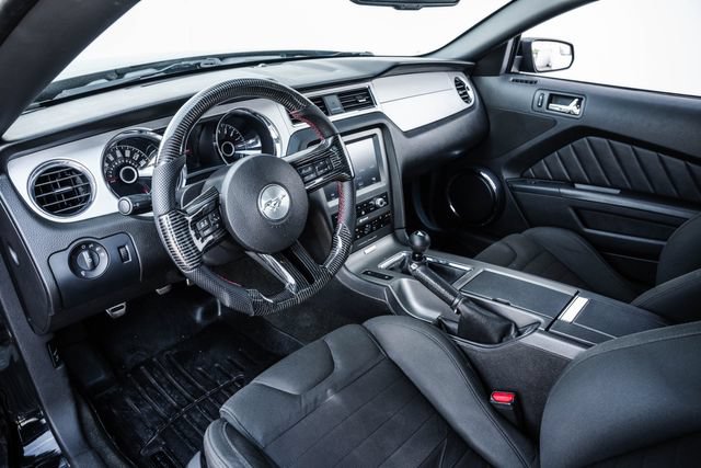 Used 2014 Ford Mustang GT Premium w/ Comfort Package RWD image 2