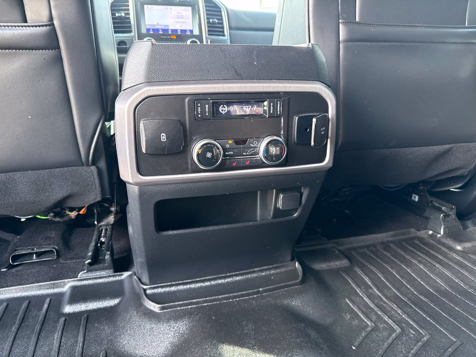 Used 2020 Ford Expedition Platinum RWD image 22