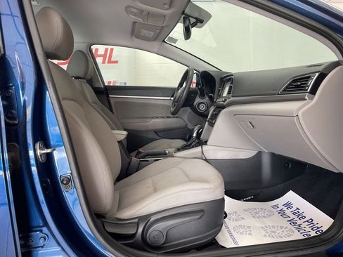 Used 2018 Hyundai Elantra SEL w/ Cargo Package FWD image 12