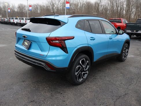 New 2026 Chevrolet Trax RS w/ Sunroof Package image 29