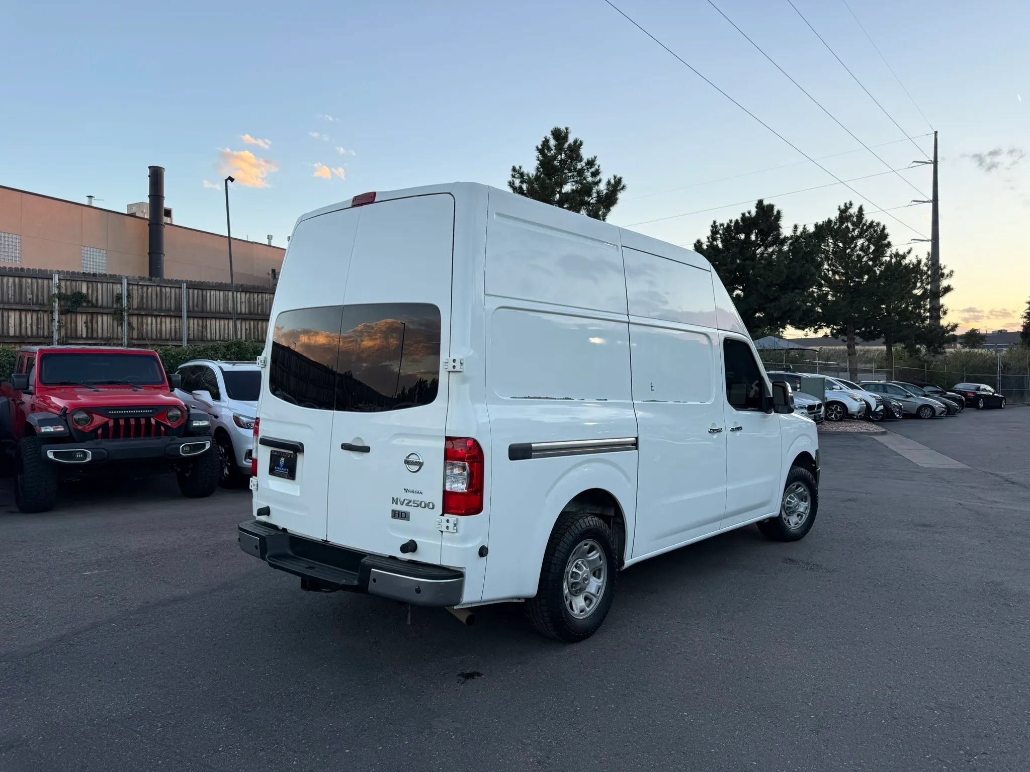 Used 2012 Nissan NV 2500 SV w/ Side Curtain Airbag Pkg RWD image 4