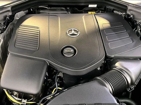 New 2026 Mercedes-Benz GLC 300 4MATIC image 14