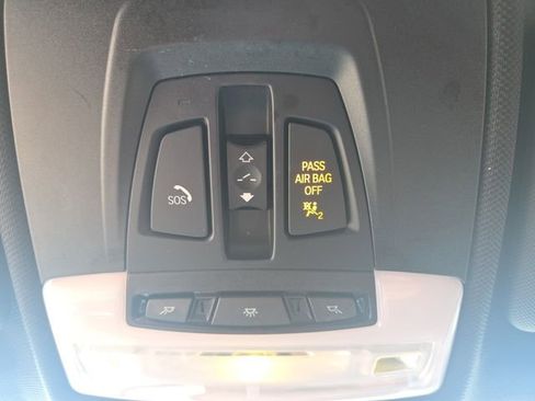 Used 2018 BMW 330e image 28