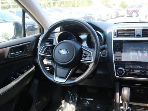 Used 2019 Subaru Outback 2.5i Limited AWD/4WD image 15