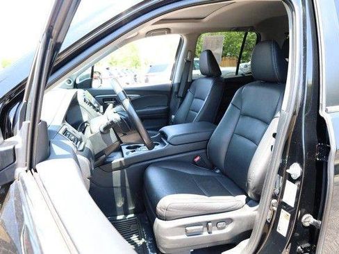 Used 2025 Honda Ridgeline RTL image 8