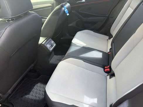 Used 2020 Volkswagen Jetta R-Line w/ R-Line Cold Weather Package image 10