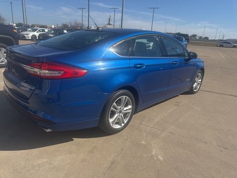 Used 2018 Ford Fusion S image 6