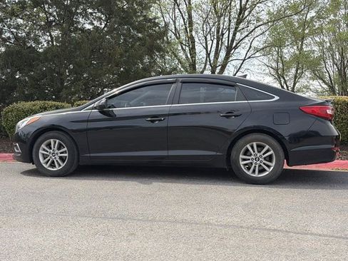 Used 2016 Hyundai Sonata SE image 8
