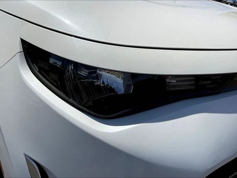 Used 2025 Kia Soul LX w/ LX Technology Package image 29