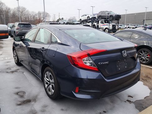 Used 2017 Honda Civic LX image 5