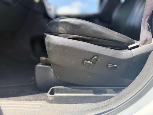 Used 2019 Dodge Grand Caravan GT FWD image 23