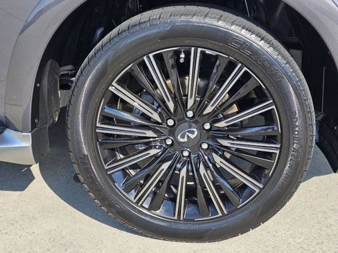 Used 2019 INFINITI QX80 Limited w/ All-Season Package AWD/4WD image 15