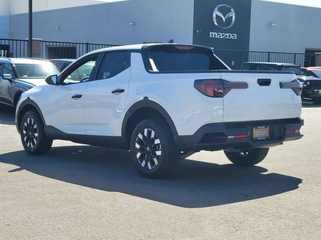 New 2027 Hyundai Santa Cruz SE FWD image 3