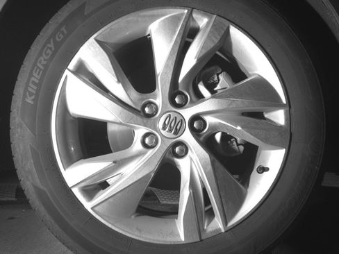 Used 2025 Buick Encore GX Preferred image 13