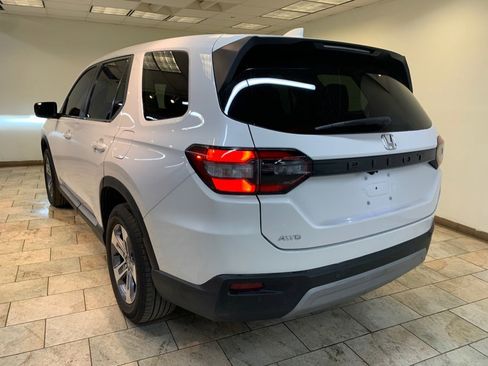 Used 2024 Honda Pilot EX-L image 5