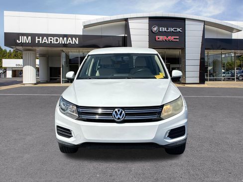 Used 2014 Volkswagen Tiguan S FWD image 2