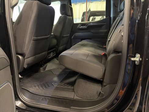 Used 2024 Chevrolet Silverado 1500 LT image 18